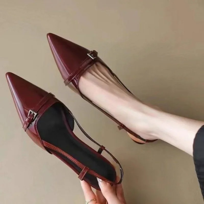 Women Sandals Fashion Pointed  - Sandals 评论和价格