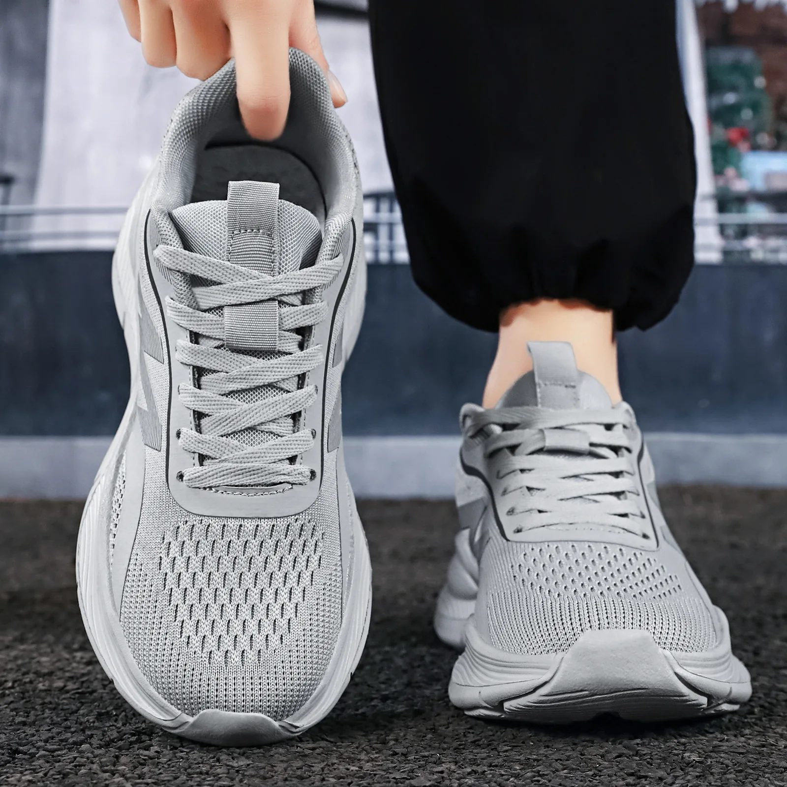 Men Mesh Running Sneakers Ligh - Shock Absorbing Gym Trainers 评论和价格